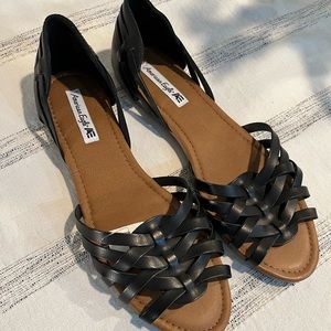 American Eagle sandals NWT